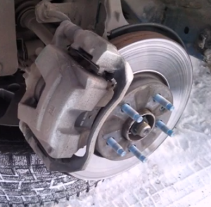 Замена задних тормозных колодок Chevrolet Cruze в Улан-Удэ
